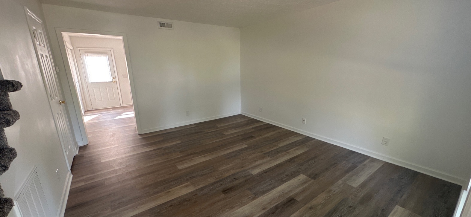 204 Highway 52 East - C